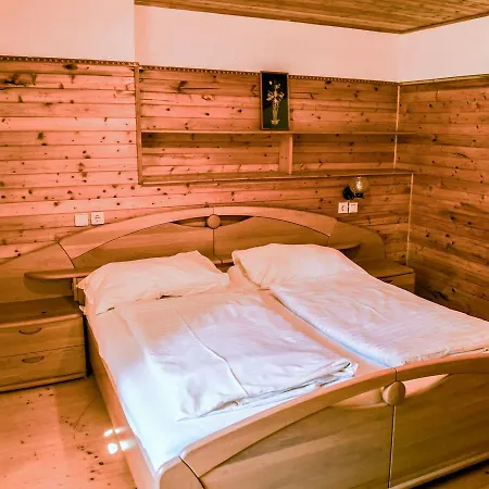 Holiday Basislager Fur Benzinbruder Tatil Evi *
