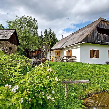 Holiday Basislager Fur Benzinbruder